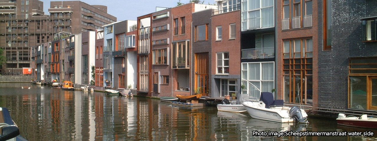 Photo image:Scheepstimmermanstraat water side